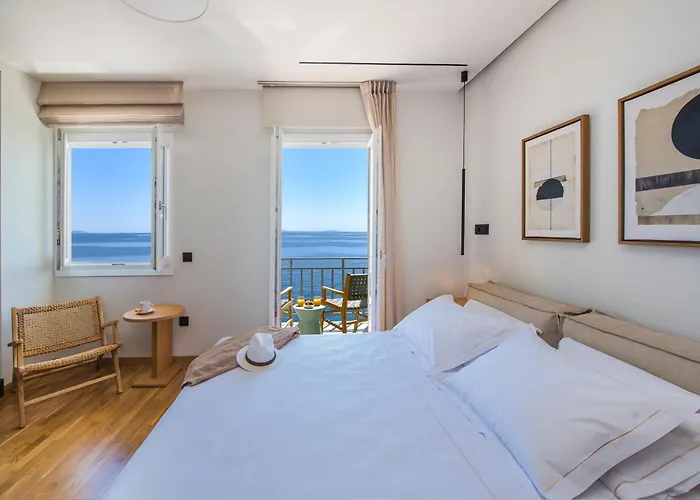 Oda ve Kahvaltı Anaya Ermoupoli