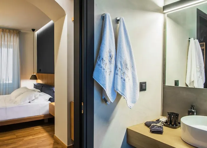 Anaya Bed & Breakfast 4*